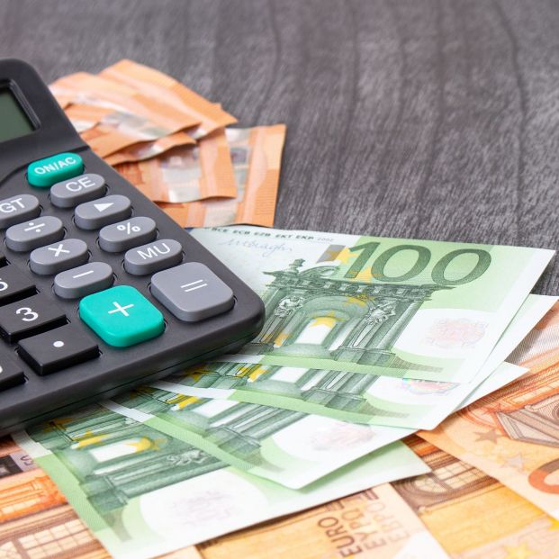 ¿Eres pensionista? Solicita esta reducción fiscal de Hacienda antes del 30 de junio (Bigstock)