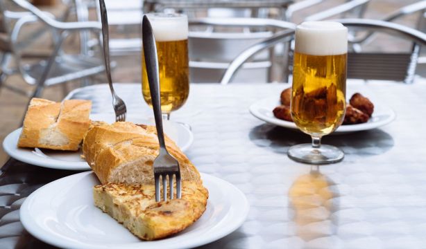 Ruta de tapeo por los castizos barrios de La Latina, Las Letras y Lavapiés, en Madrid