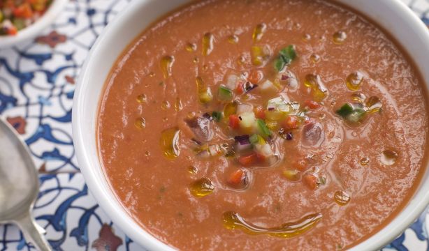 5 recetas de gazpacho originales para darle una vuelta al plato típico del verano