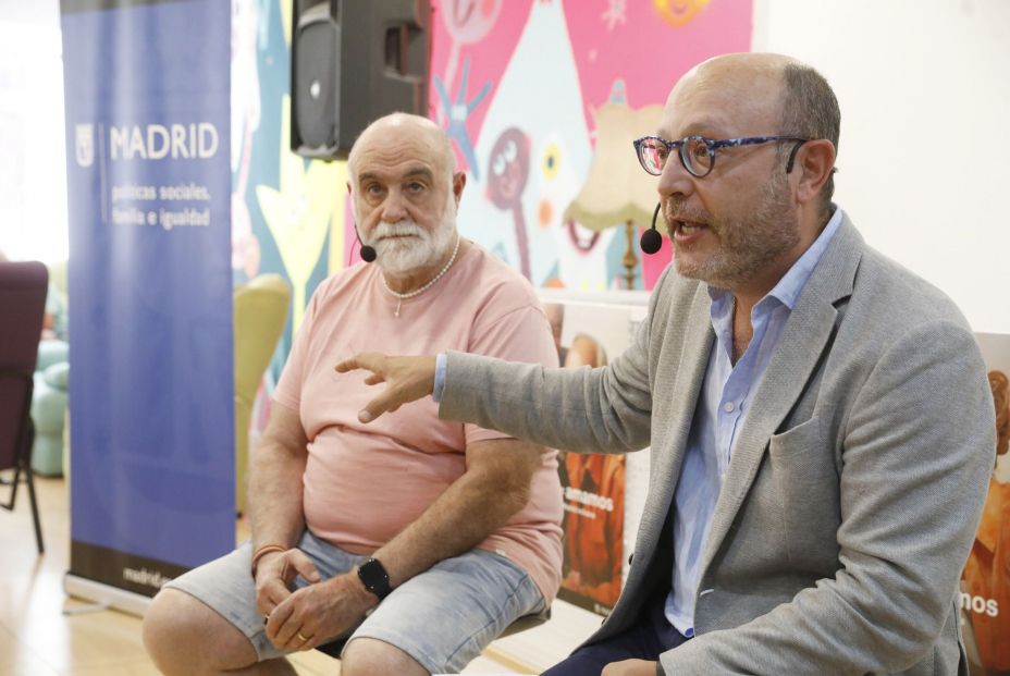 El Ayuntamiento de Madrid lanza una campaña que visibiliza a las personas mayores LGTBI El Ayuntamiento de Madrid lanza una campaña que visibiliza a las personas mayores LGTBI