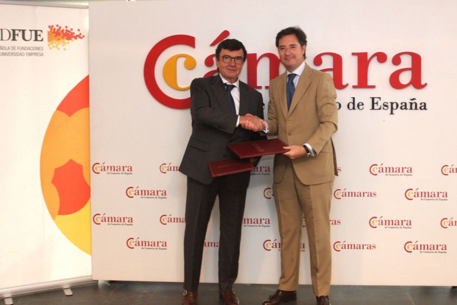 Cámara de Comercio y REDFUE firman un convenio para impulsar la empleabilidad de los estudiantes Cámara de Comercio y REDFUE firman un convenio para impulsar la empleabilidad de los estudiantes