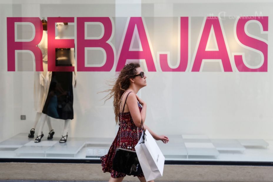 El truco de una trabajadora de Zara para conseguir las prendas agotadas en las rebajas de verano (Europa Press)