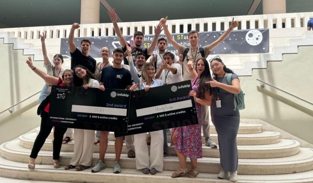 Premian una aplicación para medir el rendimiento cognitivo de las personas mayores (Europa Press)