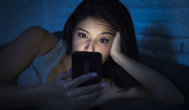 La luz brillante por la noche incrementa el riesgo de sufrir diabetes