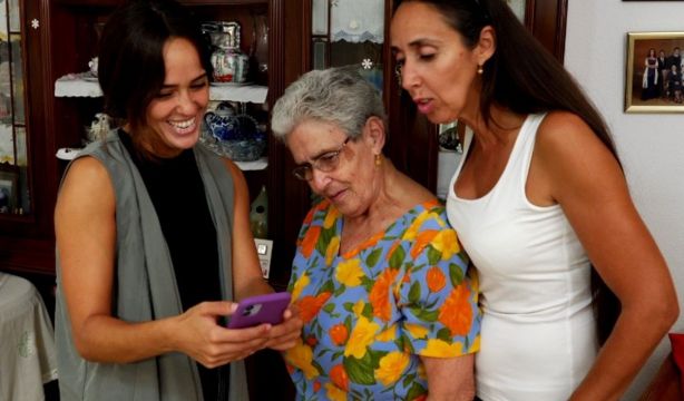 Una aplicación móvil ayuda a los mayores a recuperarse de una fractura de cadera