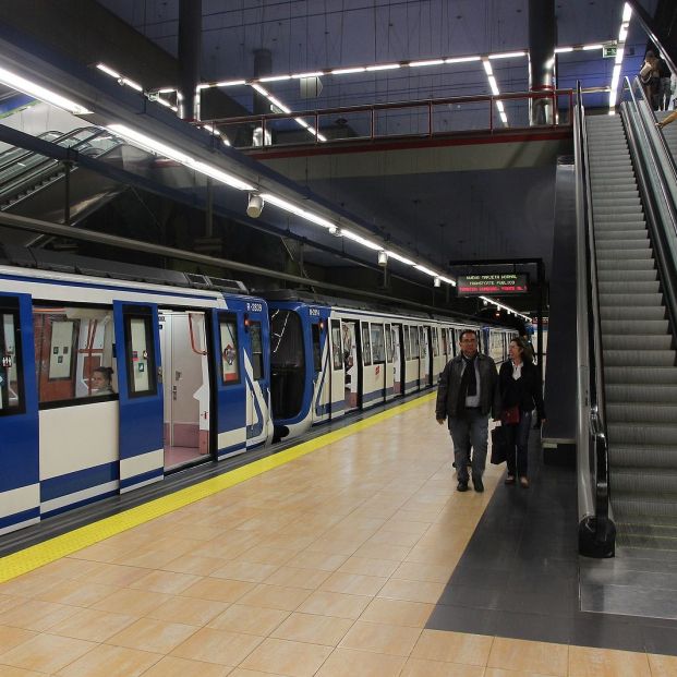 La Línea 6 de Metro de Madrid será la primera sin conductor y con paneles anticaída (Bigstock) La Línea 6 de Metro de Madrid será la primera sin conductor y con paneles anticaída (Bigstock)