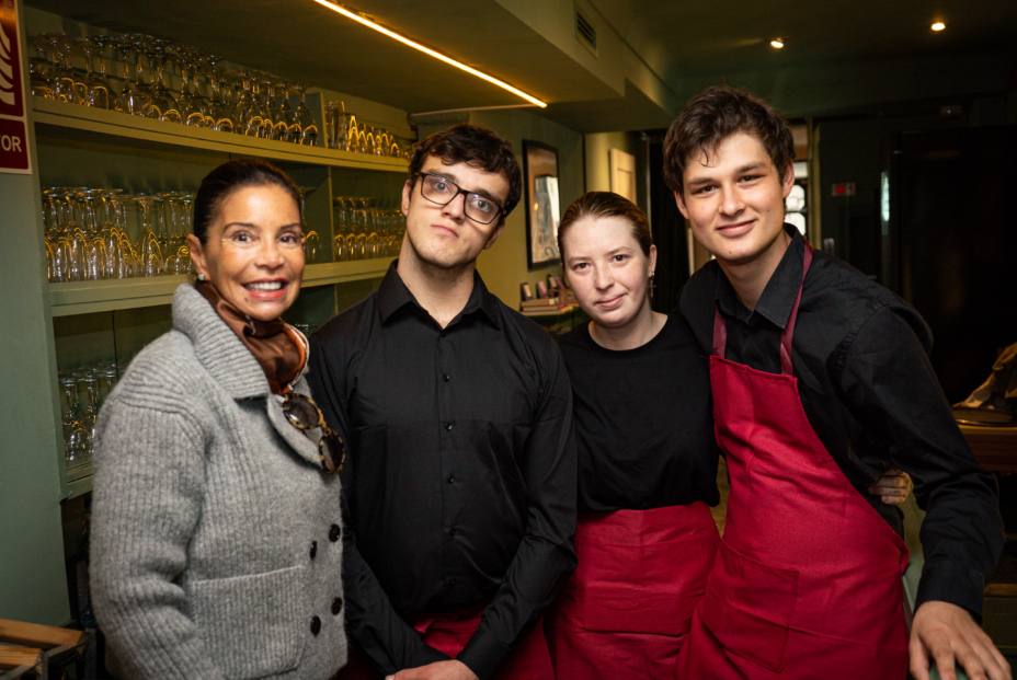 SHE Bistro, el restaurante barcelonés que preserva la memoria culinaria de los mayores (shebistro.com)