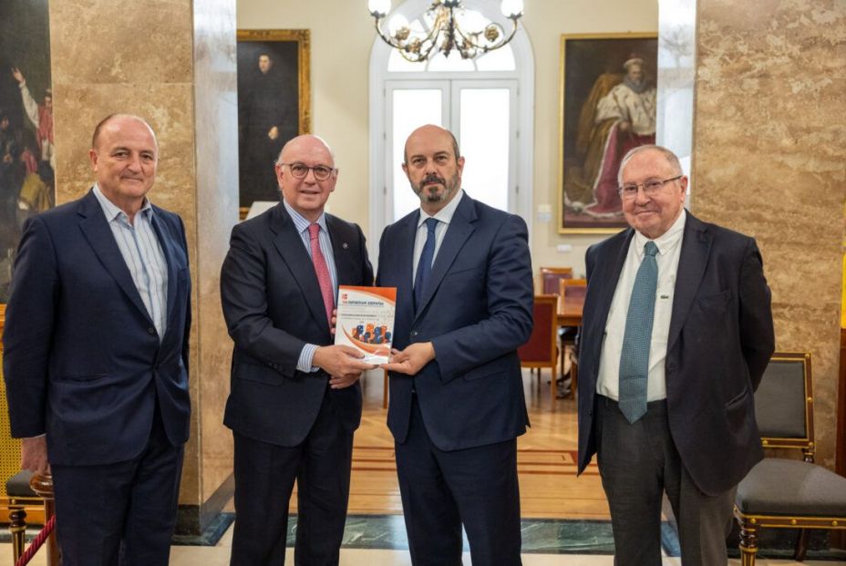 grupo libro 1 1100x733 grupo libro 1 1100x733