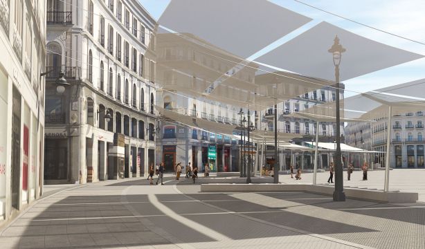 La Puerta del Sol tendrá sombra por primera vez en su historia: a falta de árboles, toldos