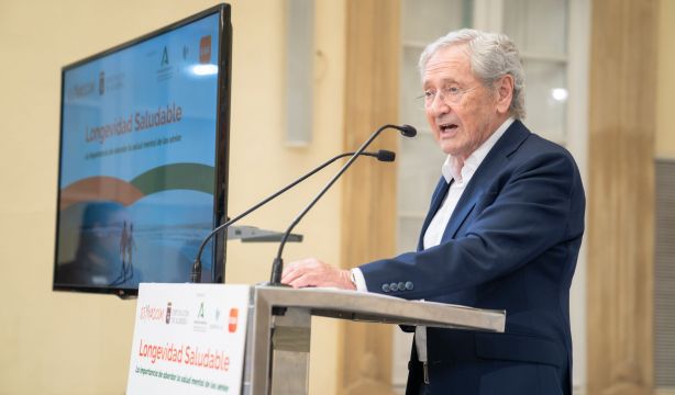 Ónega: "Sea cual sea tu edad, da vida a la vida: ten algún proyecto que cumplir"