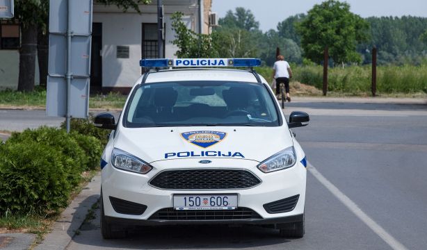 Matanza en una residencia de mayores: un hombre irrumpe a tiros en el centro y mata a seis personas