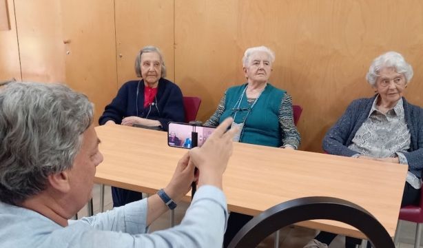 'En mi pueblo': los mayores de la España rural se graban contando historias y tradiciones locales