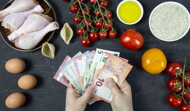 Asufin denuncia que prorrogar el IVA bonificado no rebaja precio de los alimentos básicos