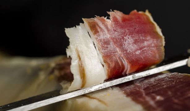¿Te ha salido moho en el jamón? No es tan peligroso como parece