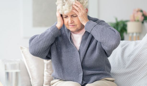 Dos estudios recomiendan usar de forma temprana fármacos específicos para tratar la migraña