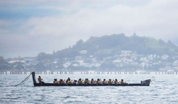 Copa América de vela: una comunidad maorí ‘escoltará’ al equipo Emirates Team New Zealand