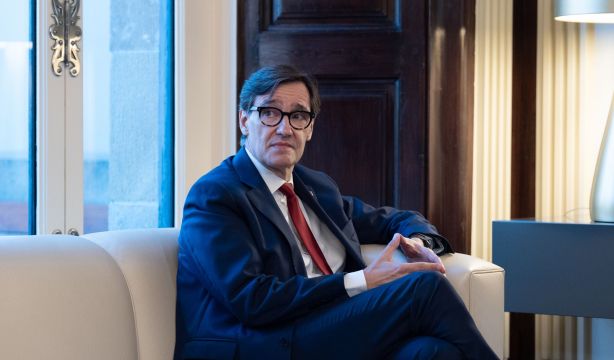 Cuenta atrás para la investidura de Illa: podría retrasarse por una posible detención de Puigdemont