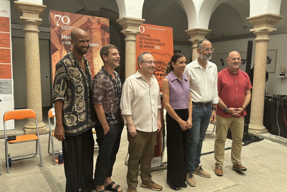 Emma Ozores, Ramoncín y Pepón Nieto llevan las noches del Festival de Mérida a Caparra