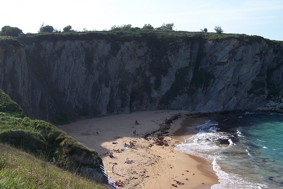 ¿Conoces la playa fantasma de Cantabria? (Turismo de Cantabria) ¿Conoces la playa fantasma de Cantabria? (Turismo de Cantabria)
