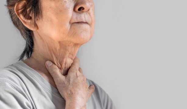 La disfagia aumenta el riesgo de infecciones respiratorias en personas mayores