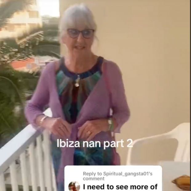 VÍDEO: El viaje viral de una abuela y su nieta a Ibiza (TikTok) VÍDEO: El viaje viral de una abuela y su nieta a Ibiza (TikTok)
