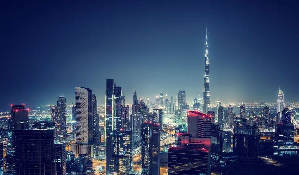 La contaminación lumínica excesiva puede elevar el riesgo de alzhéimer en personas jóvenes