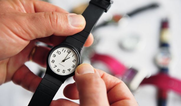 Cambio al horario de invierno 2024: ¿qué día hay que cambiar los relojes? (Bigstock)