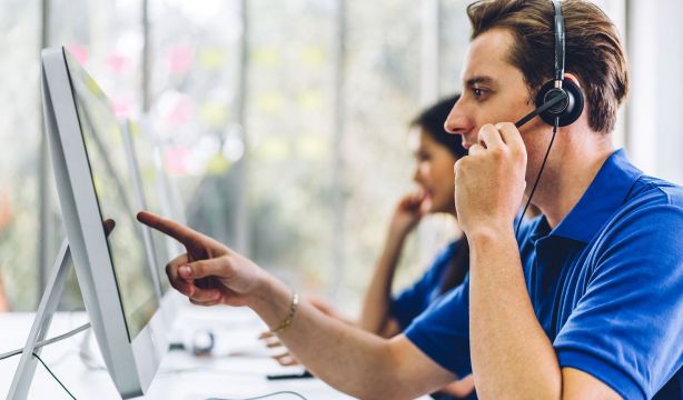 Facua asegura que 4 de cada 10 de consumidores recibe más llamadas ilegales que antes