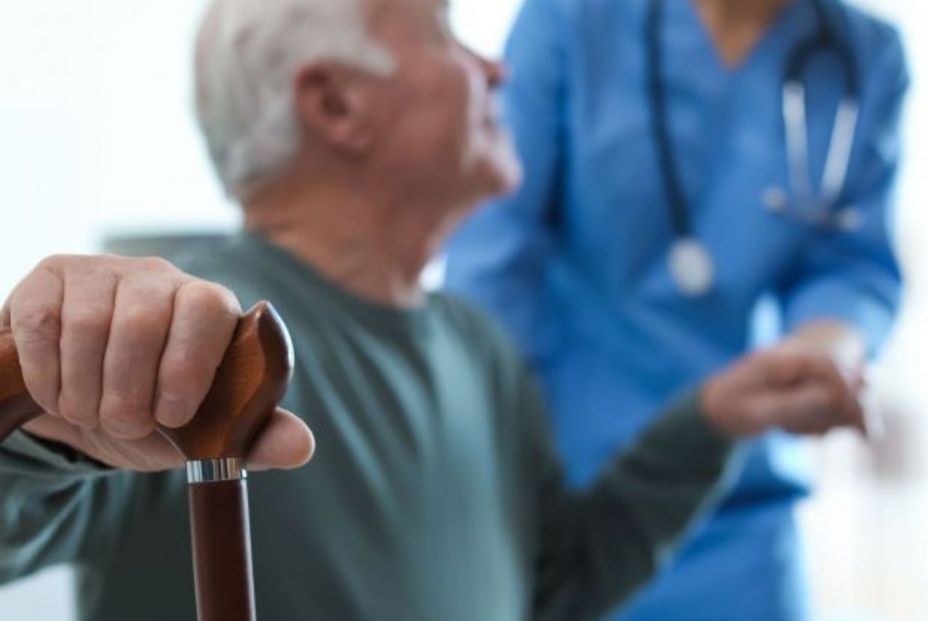 Precios de las residencias de mayores en 2024: ¿cuánto cuestan en Aragón?