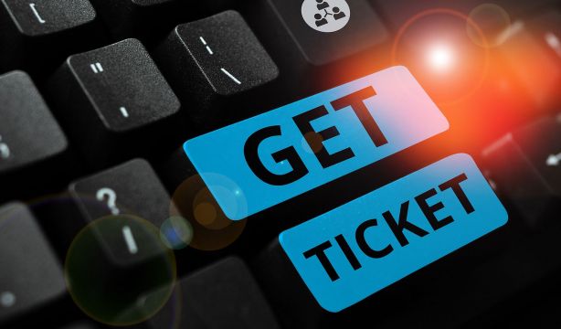 La Policía alerta sobre estafas en la compra de entradas para conciertos