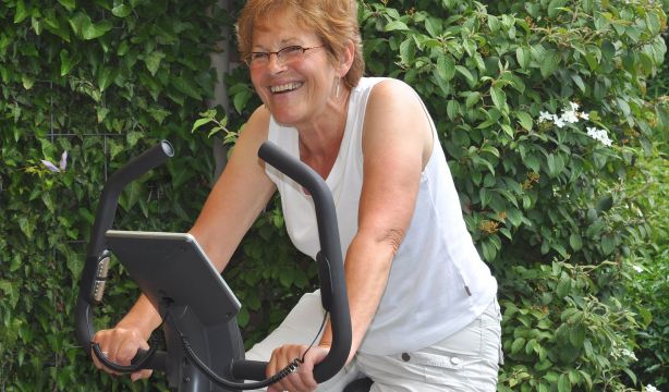  Bigstock. Hacer ejercicio, la clave para prevenir el deterioro cognitivo 