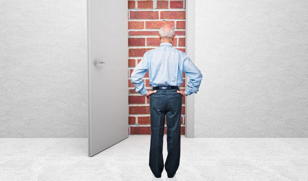 Las dificultades que debemos soportar y superar los mayores