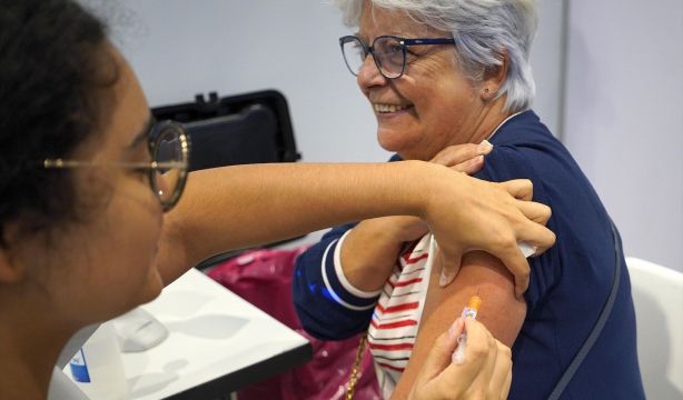 Cuándo empieza la campaña de vacunación de gripe y Covid 2024-2025 en La Rioja