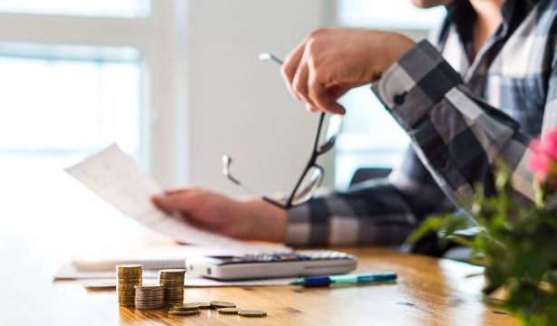 Si Hacienda te embarga una cuenta bancaria deberás demostrar qué parte del dinero es inembargable