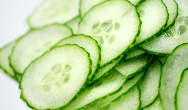 La ensalada viral de pepino de la que todo el mundo habla: es fácil y rápida de preparar