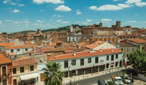 Las dos comunidades autónomas recomendadas por 'The New York Times' para comprar vivienda. Cáceres