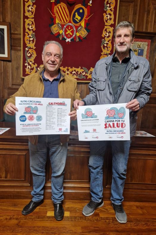 El concejal de Deportes de Teruel, Jesús Artigot, y el vicepresidente del Club Alpino Javalambre, Manuel Bellido. Fuente: Europa Press El concejal de Deportes de Teruel, Jesús Artigot, y el vicepresidente del Club Alpino Javalambre, Manuel Bellido. Fuente: Europa Press