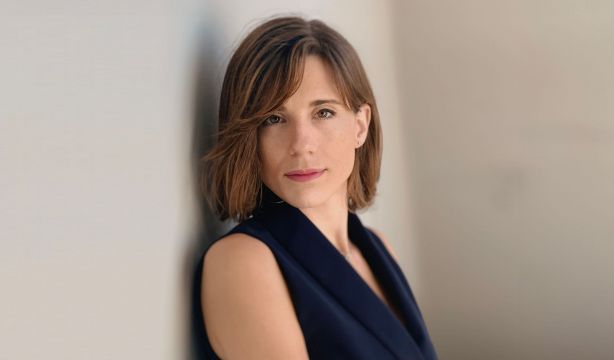 Vânia de la Fuente-Núñez explica por qué la pregunta '¿qué edad tienes?' no es "inofensiva"