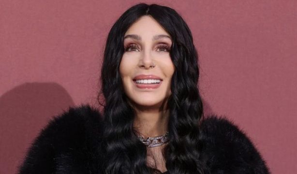 Cher deslumbra en el desfile de Victoria's Secret a los 78 años: "Es una diosa pop"