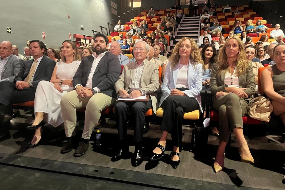 WhatsApp Image 2024 10 16 at 18.38.26 (1) WhatsApp Image 2024 10 16 at 18.38.26 (1)