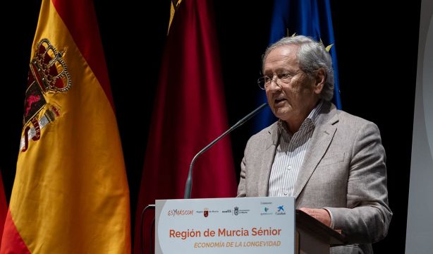 Ónega: "Envejecer con dignidad, un Derecho Fundamental"