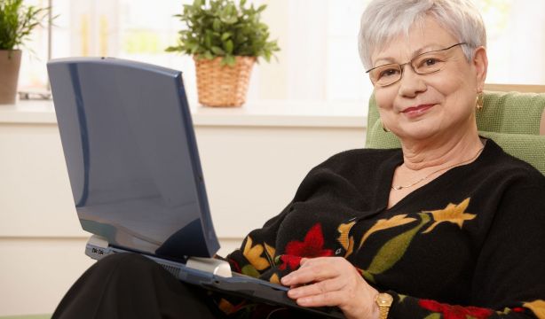 Los hogares liderados por mayores, los únicos que aumentan su ratio de vivienda en propiedad