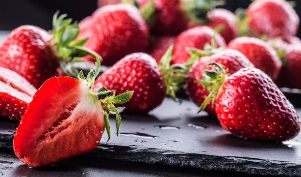 Descubre los 9 alimentos clave para la longevidad