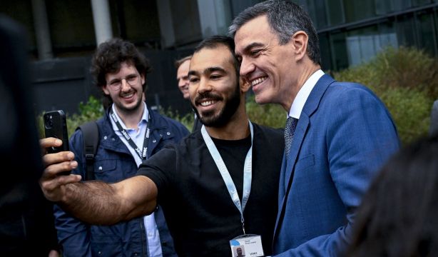 El CIS da una nueva subida al PSOE en pleno 'caso Koldo' aunque el PP recorta distancias