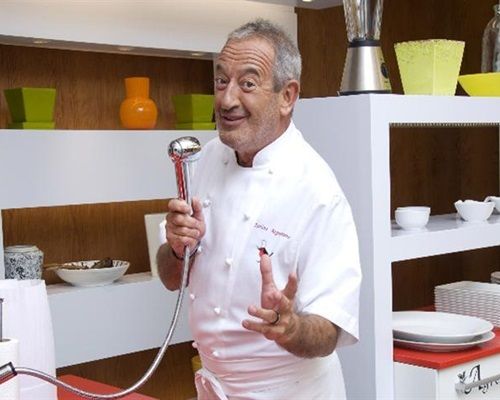 EuropaPress 1587254 EUSKADIKarlos Arguiñano y Aritz Aduriz los preferidos por los vascos para irse de cañas