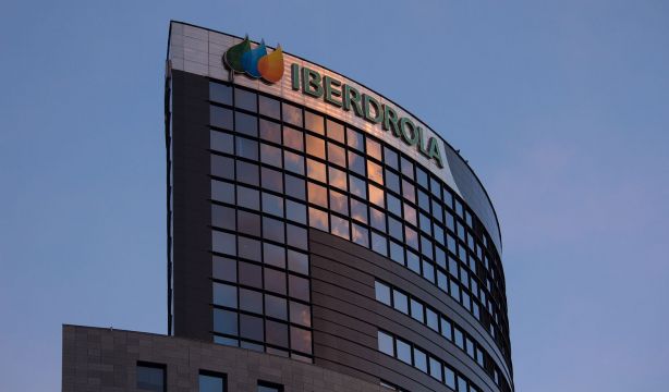 El Instituto Coordenadas considera un "despropósito" la permanencia del impuesto a las energéticas