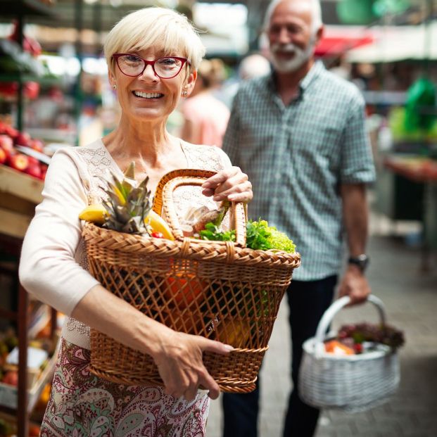 levantar o cargar peso