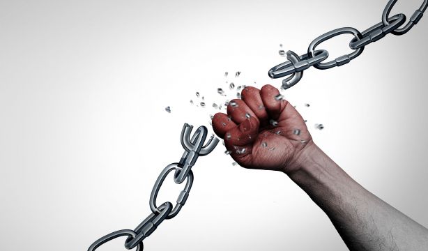 Amnistía: borrón y pensión nueva