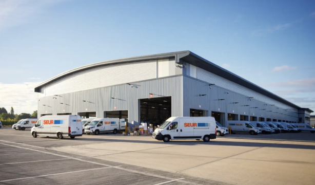 SEUR incorporará 2.500 profesionales para la campaña de Black Friday, Navidad y Rebajas