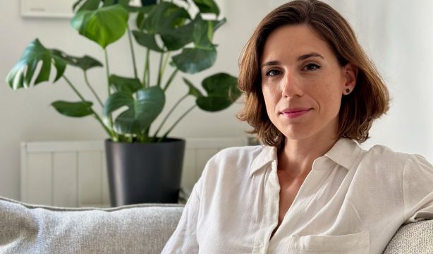 Vânia de la Fuente: "La trampa de la edad es que nos excluye y limita nuestro potencial"